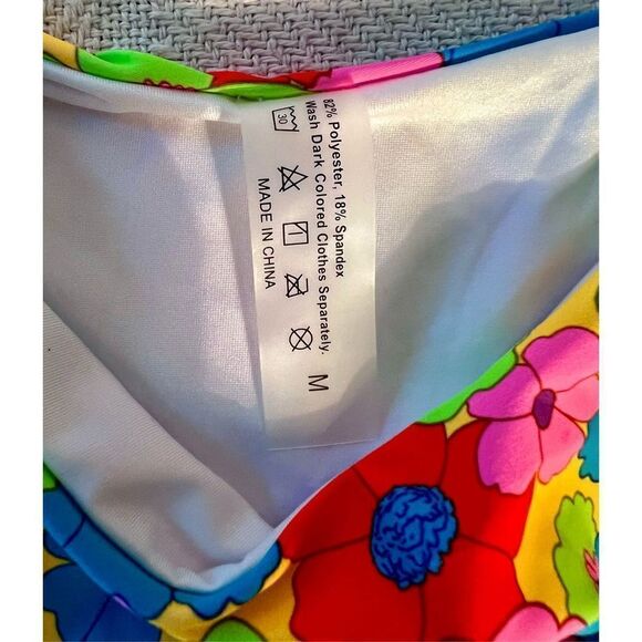 SHEIN Colorful Floral Print String Bikini Tie Bottoms Swimwear Sz Medium NWOT - Picture 3 of 6